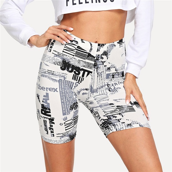 Modern Lady Allover Letter Print Cycling Crop Short Leggings