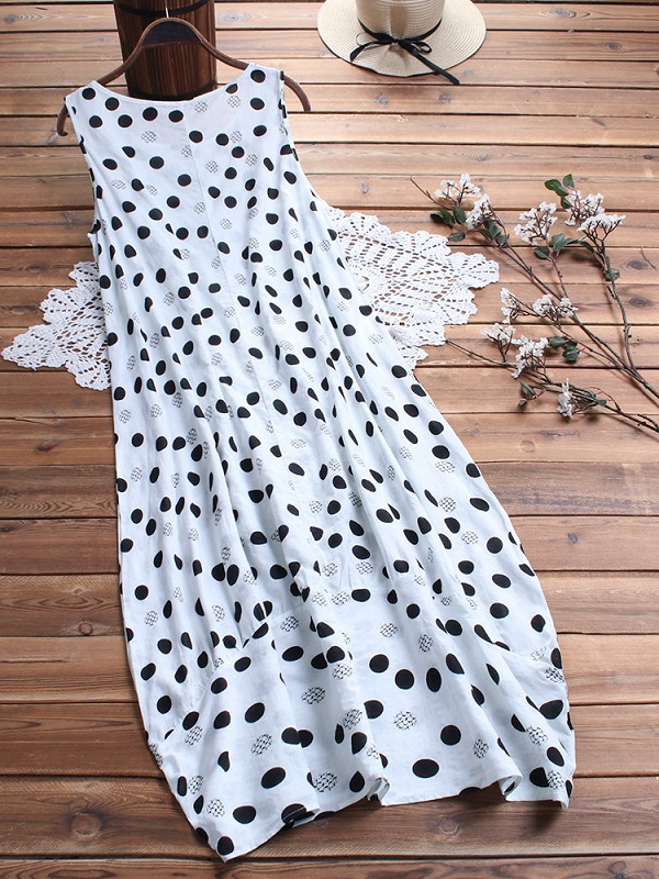 Polka Dot Sleeveless Loose Plus Size Maxi Dress - Image 2