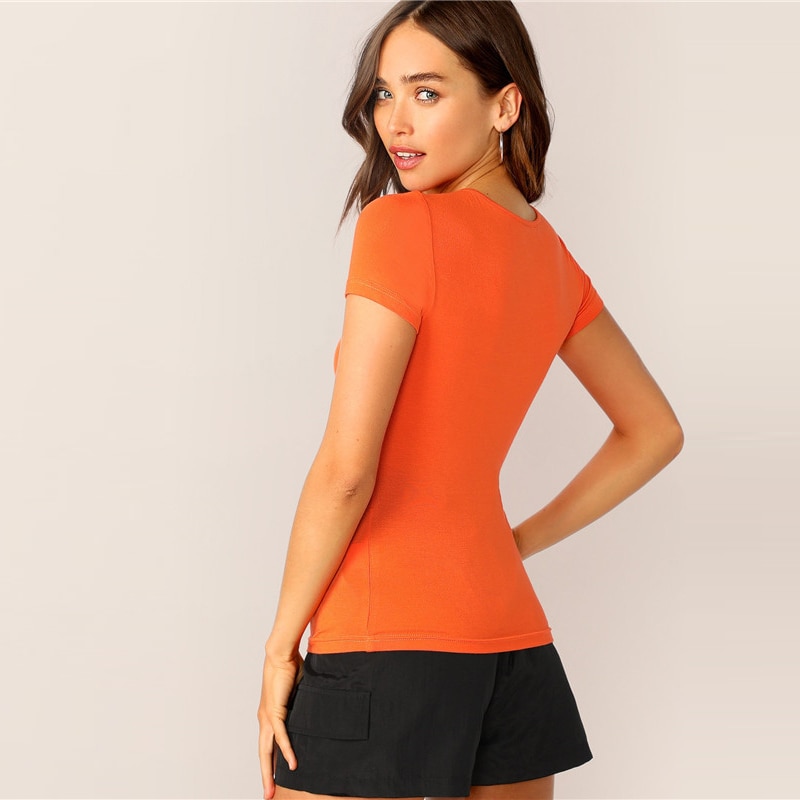 Sporty Push Buckle Cutout Front Solid Slim Fit Casual Tshirt - Image 2