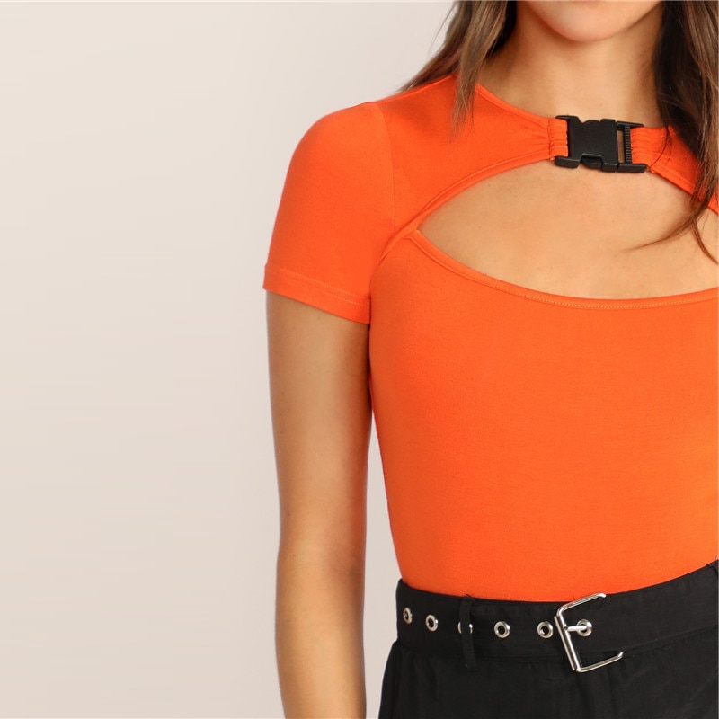 Sporty Push Buckle Cutout Front Solid Slim Fit Casual Tshirt - Image 4