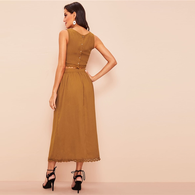 Women Elegant Buttoned Back Lace Trim Crop Top and Long Skirt Set - Image 10