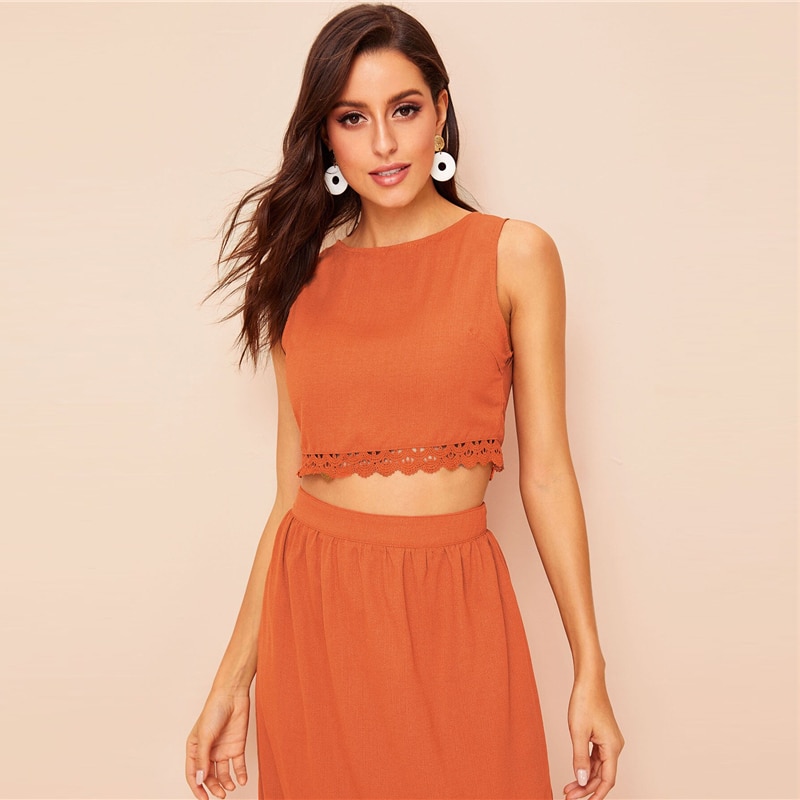 Women Elegant Buttoned Back Lace Trim Crop Top and Long Skirt Set - Image 6