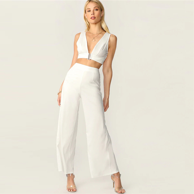 Women Plunging Neck Top And High Waist Palazzo Pants Set - Image 2