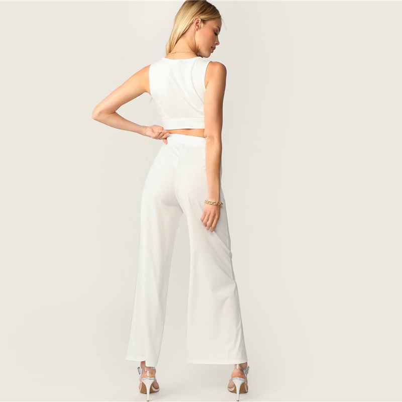 Women Plunging Neck Top And High Waist Palazzo Pants Set - Image 5