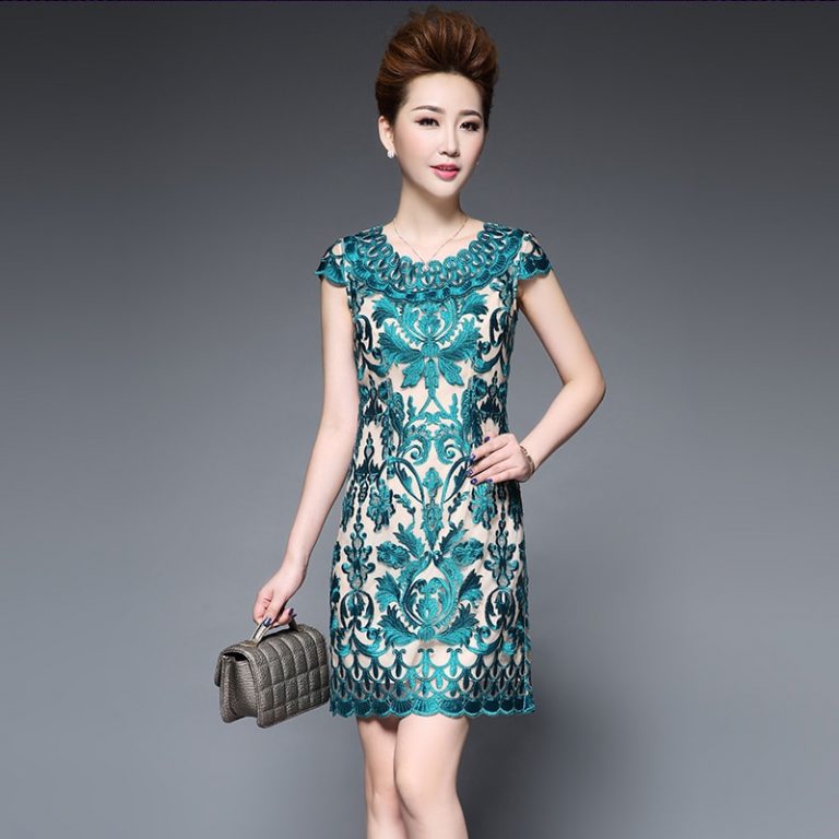 Women Plus Size Embroidery Pencil Bodycon Dress