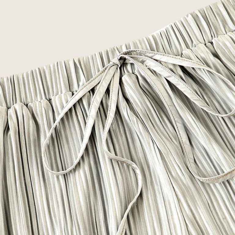 Women Boho Silver Drawstring Waist Pleated Loose Shorts - Image 4