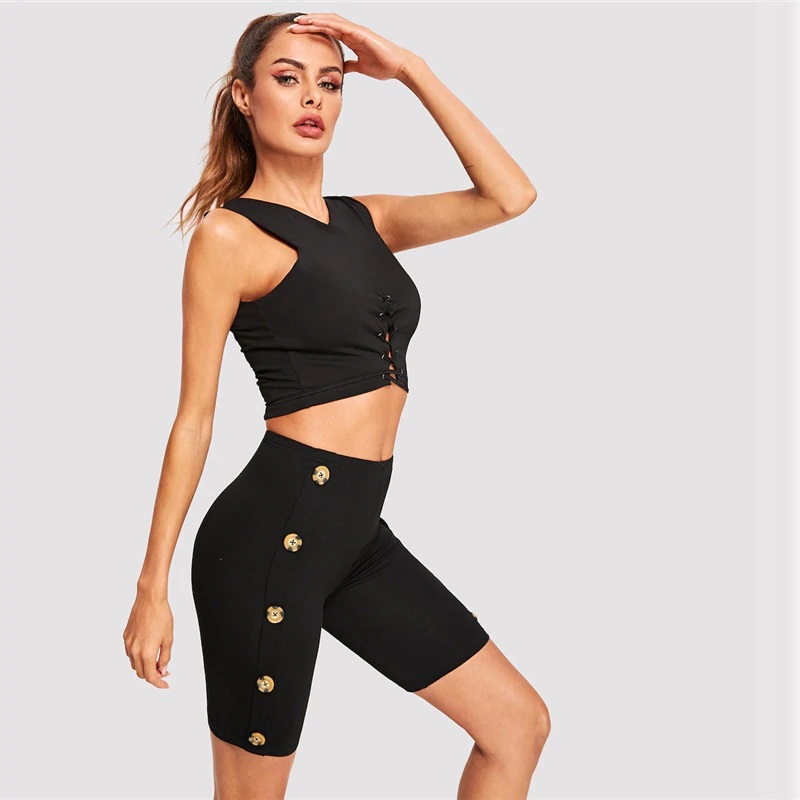 Women Buttoned Side Skinny Plain Shorts - Image 4