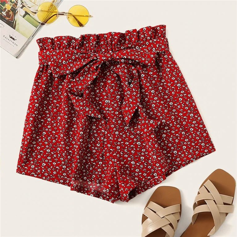 Women Paperbag Waist Slant Pocket Ditsy Floral Shorts