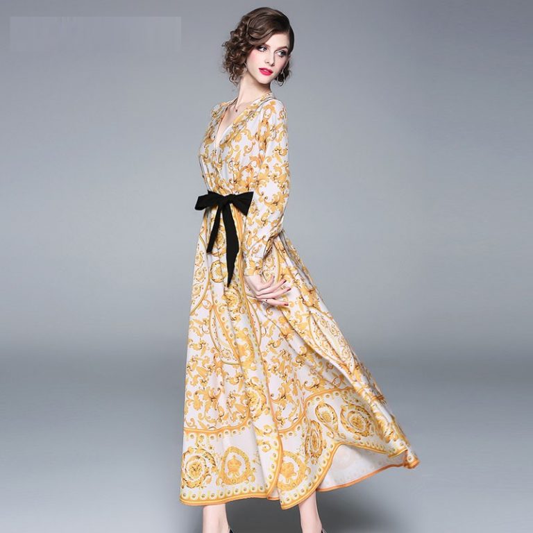 Vintage Plus Size Elegant Floral Maxi Dress - Image 2