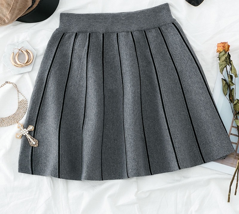 Casual Streetwear Chic A-Line Pleated Striped Mini Skirt - Image 5