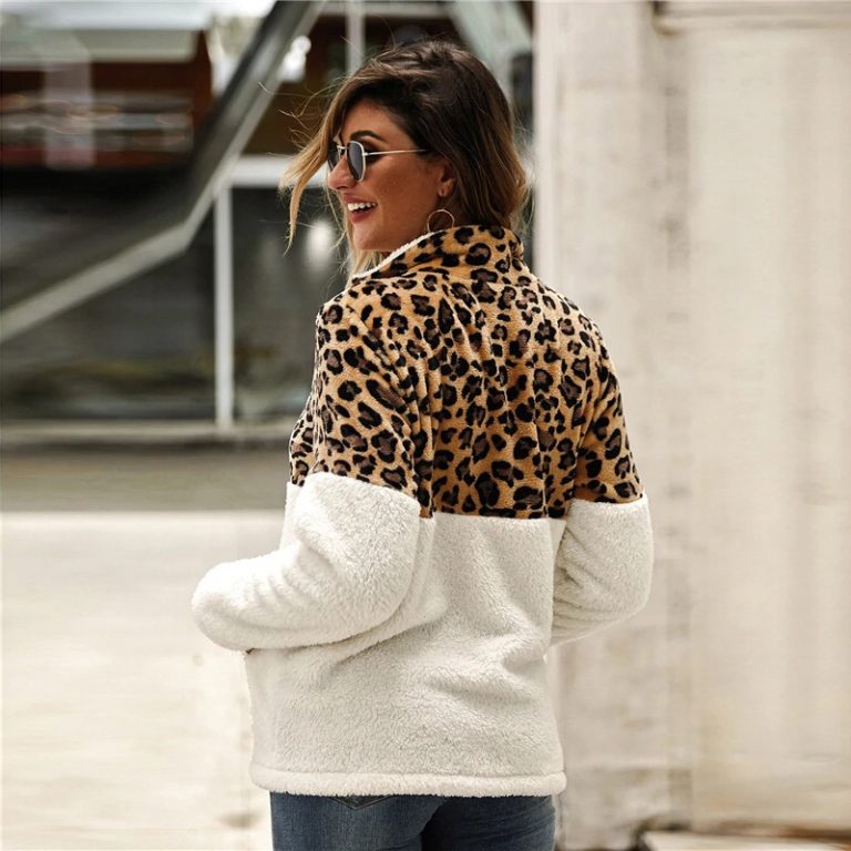 Flannel Contrast Leopard Quarter Zipper Teddy Sweatshirt - Image 2