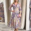 Elegant V-neck long sleeve flower dress