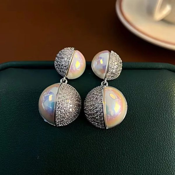 Luxury Shiny Unique Design Classic Fashionable Earrings - Image 9