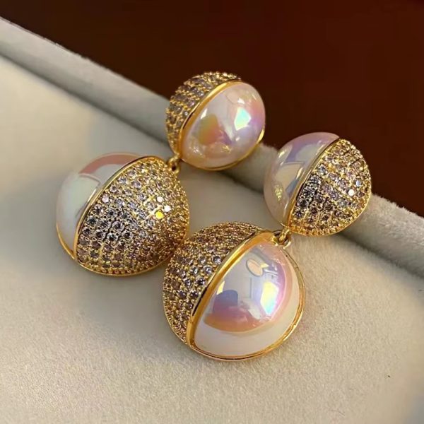 Luxury Shiny Unique Design Classic Fashionable Earrings - Image 4