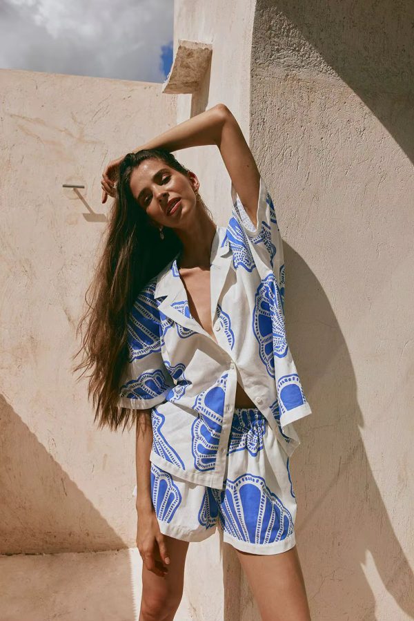 Casual Printed Turn Down Collar Loose Blouse Shirt & Loose Mini Shorts Sets