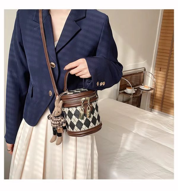 Designer Zipper Small Bucket Fashion Shoulder Bag With Brown Doll Charm