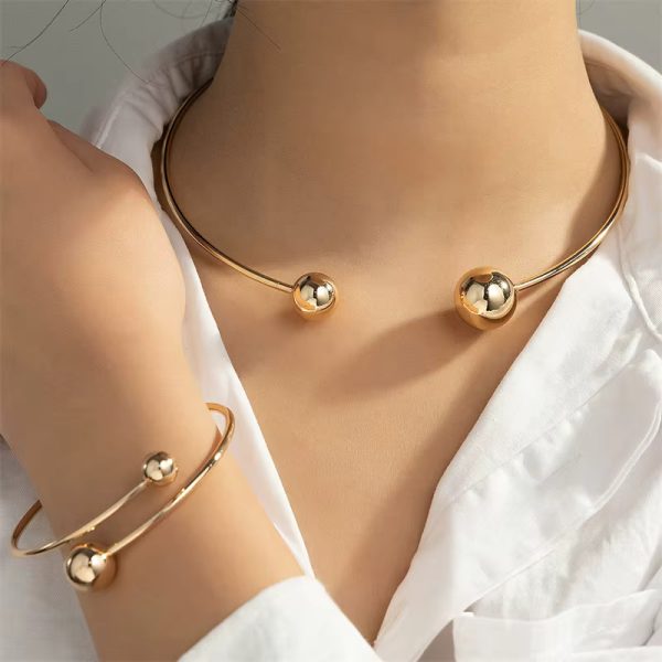Geometric Metal Round Ball Torques American Style Personality Cuff Necklace Jewelry Set - Image 4