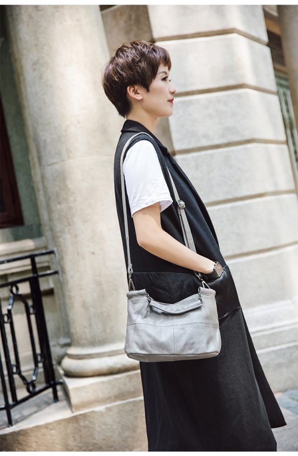 Luxury Cow Leather Fashionable Saddle Mini Tote Shoulder Bags - Image 6