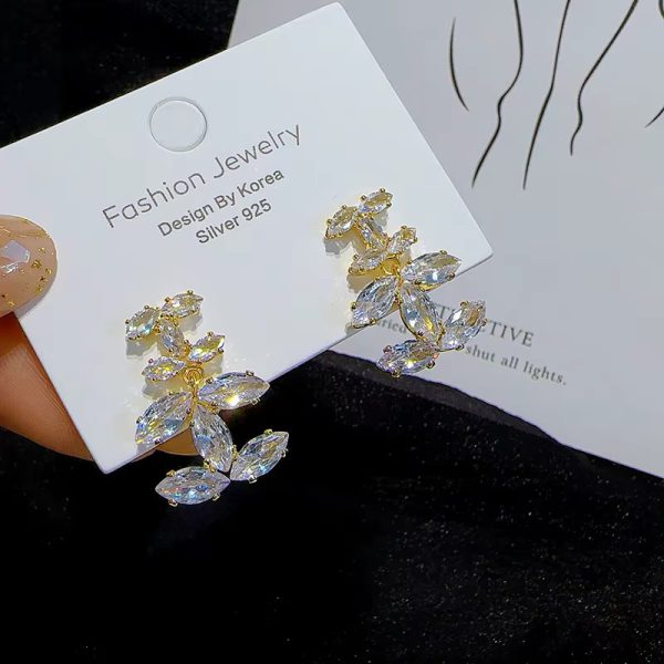 Luxury Crystal Zircon Shiny Rhinestone Letter Drop Earring - Image 8
