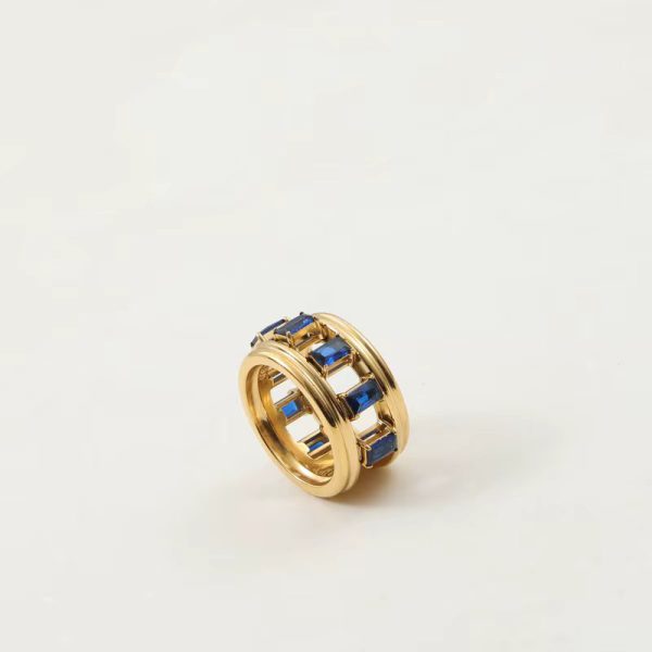 Zircon Hollow Fashion Stainless Steel Ring - Image 4