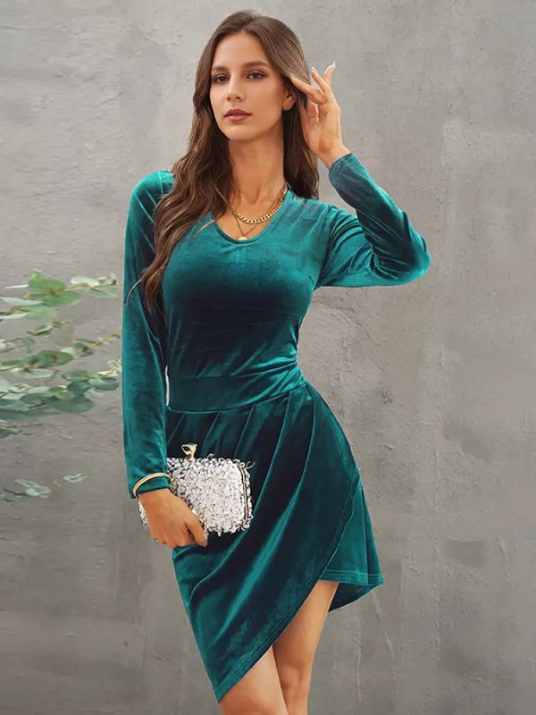 Asymmetrical Hem Fashion Long Sleeve And Crew Neck Pleated Velvet Bodycon Mini Dress - Image 3