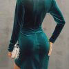 Asymmetrical Hem Fashion Long Sleeve And Crew Neck Pleated Velvet Bodycon Mini Dress - Image 2