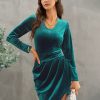 Asymmetrical Hem Fashion Long Sleeve And Crew Neck Pleated Velvet Bodycon Mini Dress