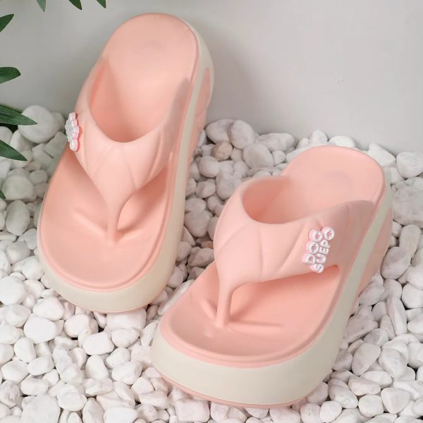 Comfortable Shallow Fashion Flip Flops Lightweight Slides Sandals - Image 3