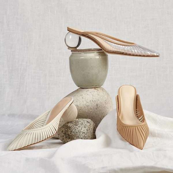 Hollow Stripe Fashion Woven Muller Round Ball Heel Slip-on Pointed Toe Middle Heels Slippers - Image 8
