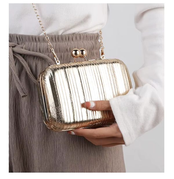 Luxury Gold Pleated Sequins Metal Color Bling Clutch - Image 3