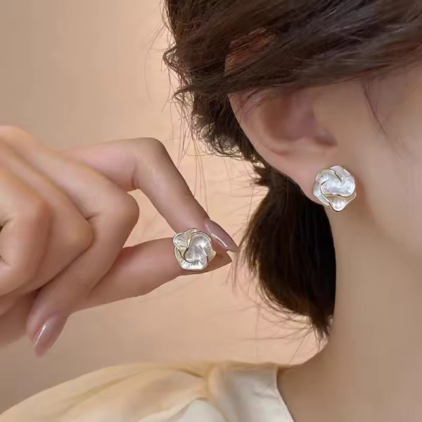 Multi-layers Floral Fashion Folded Unique Design Flower Stud Earrings