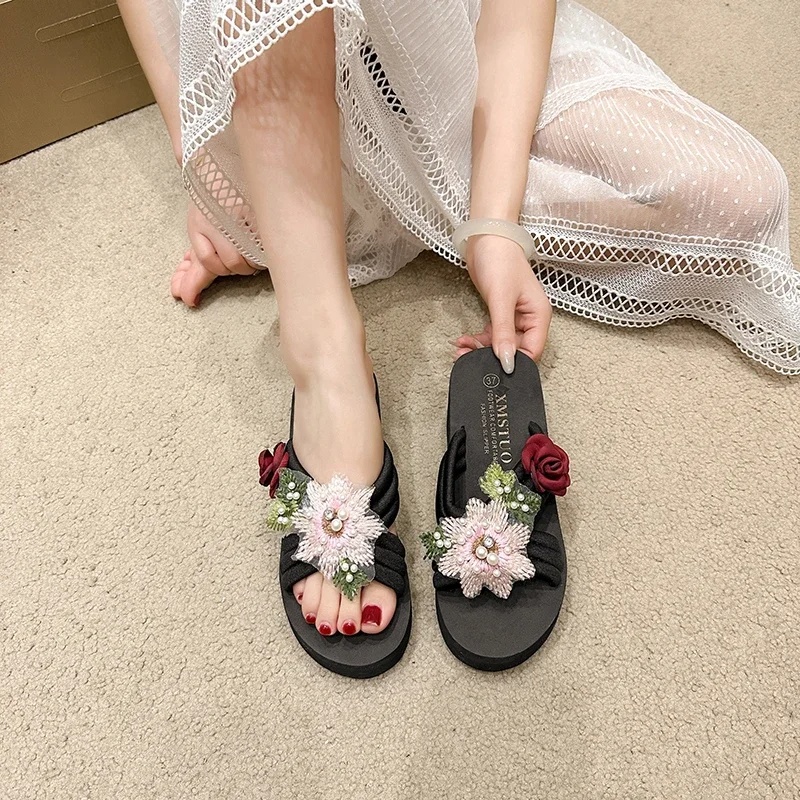 Elegant Embroidered Flower Flip Flops Slip Resistant Thick Soled Sandals - Image 11