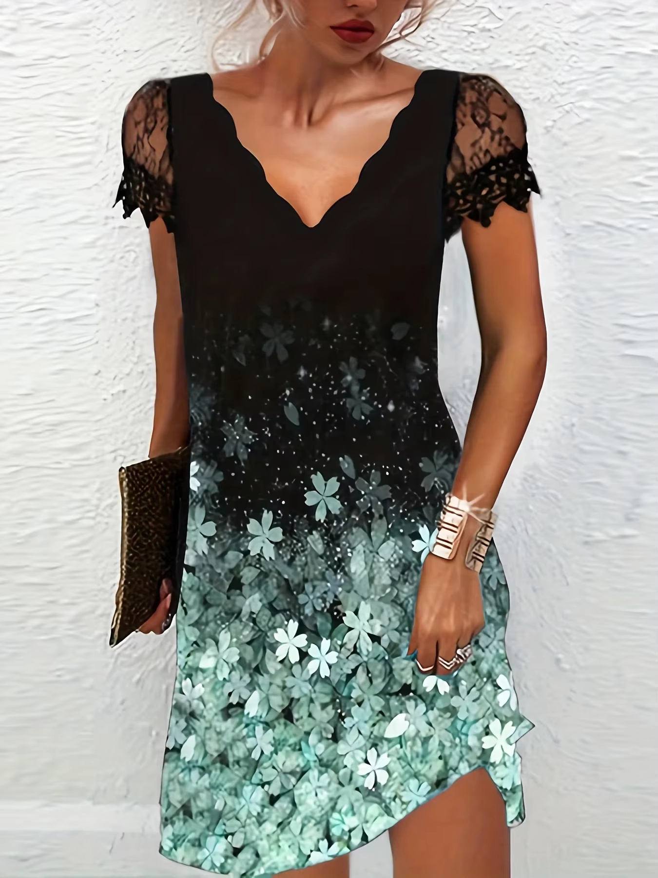 Trendy Wave Print Short Sleeve V-Neck Lace Dress for Women - Image 2