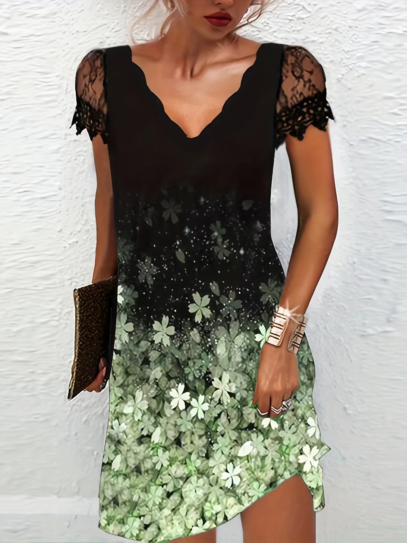 Trendy Wave Print Short Sleeve V-Neck Lace Dress for Women